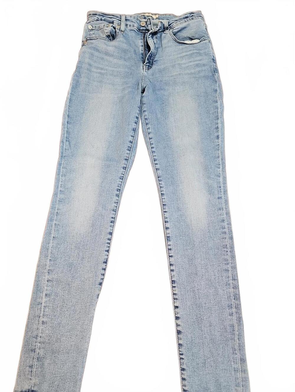 Levis 721 Women's High Rise Skinny Medium Wash Blue Jeans Size 31, Length 30